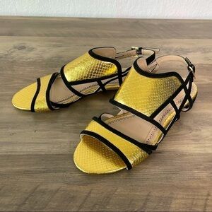 𝅺pour La Victoire Gold Metallic Snake Sandals w Black Suede Trim